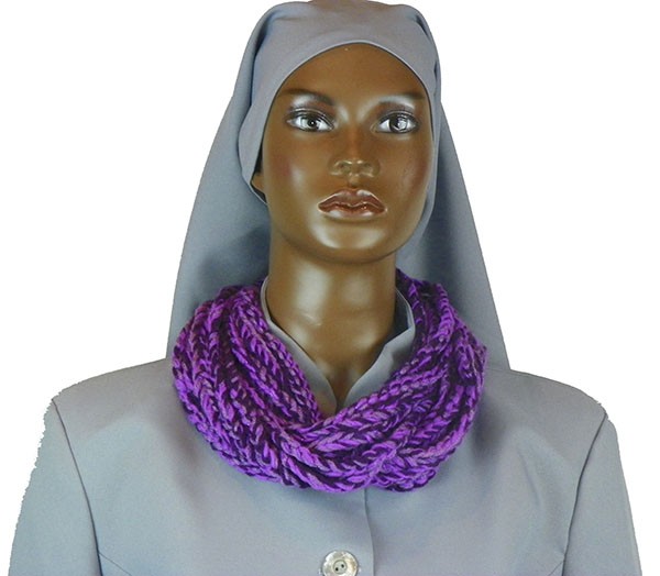 3 Strand Infinity Chain Scarf (purple/black)