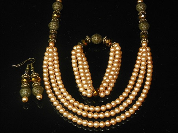  Three Piece Faux Gold Pearls Set